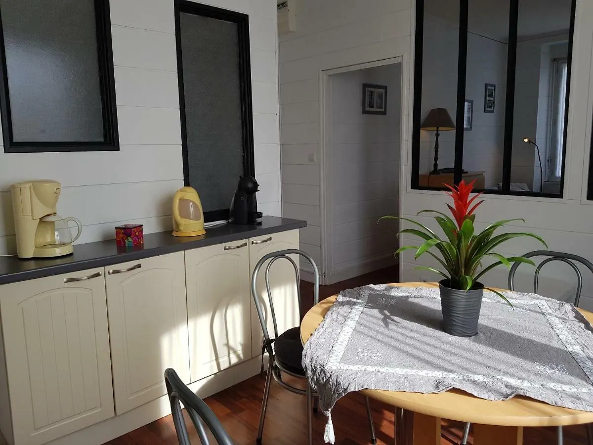 Studio Lumineux Brest Avec Boites A Cles Apartment France